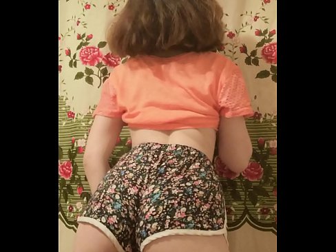❤️ Seksikäs nuori beibi riisuu shortsinsa kameran edessä Porno fb at porn fi.porngifmag.ru ﹏